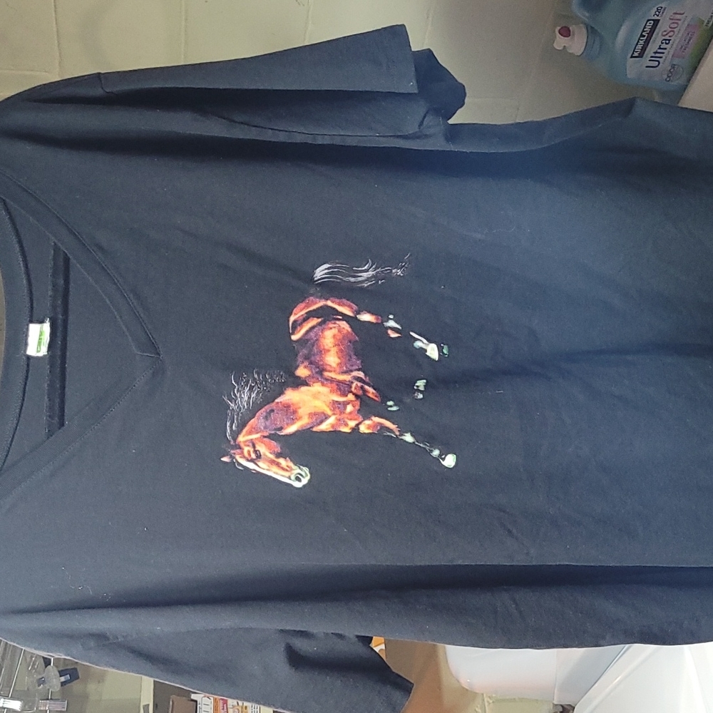 Cafe express top with beautiful horse  and size 4xl